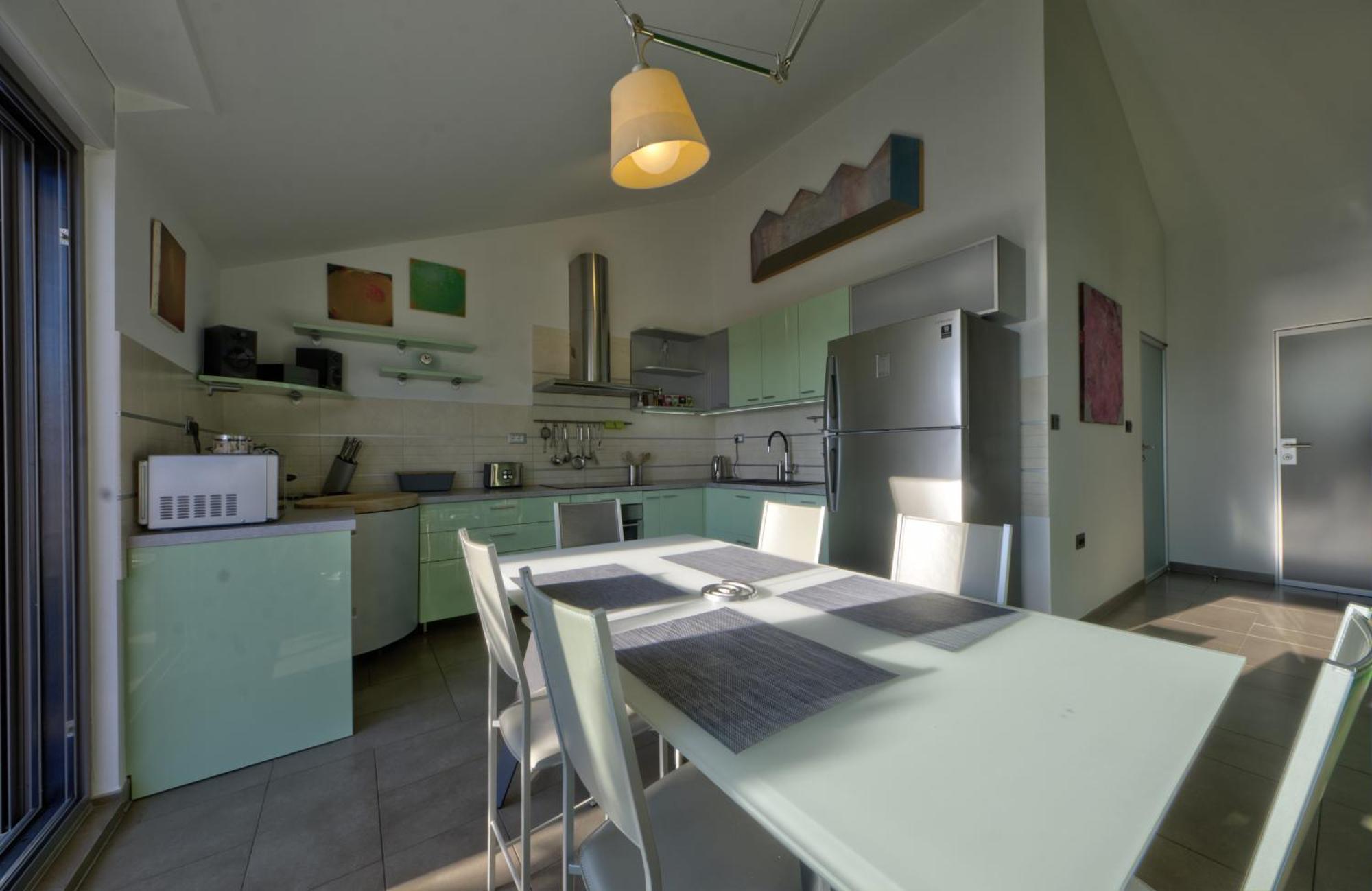 Penthouse Belvedere View With Private Parking