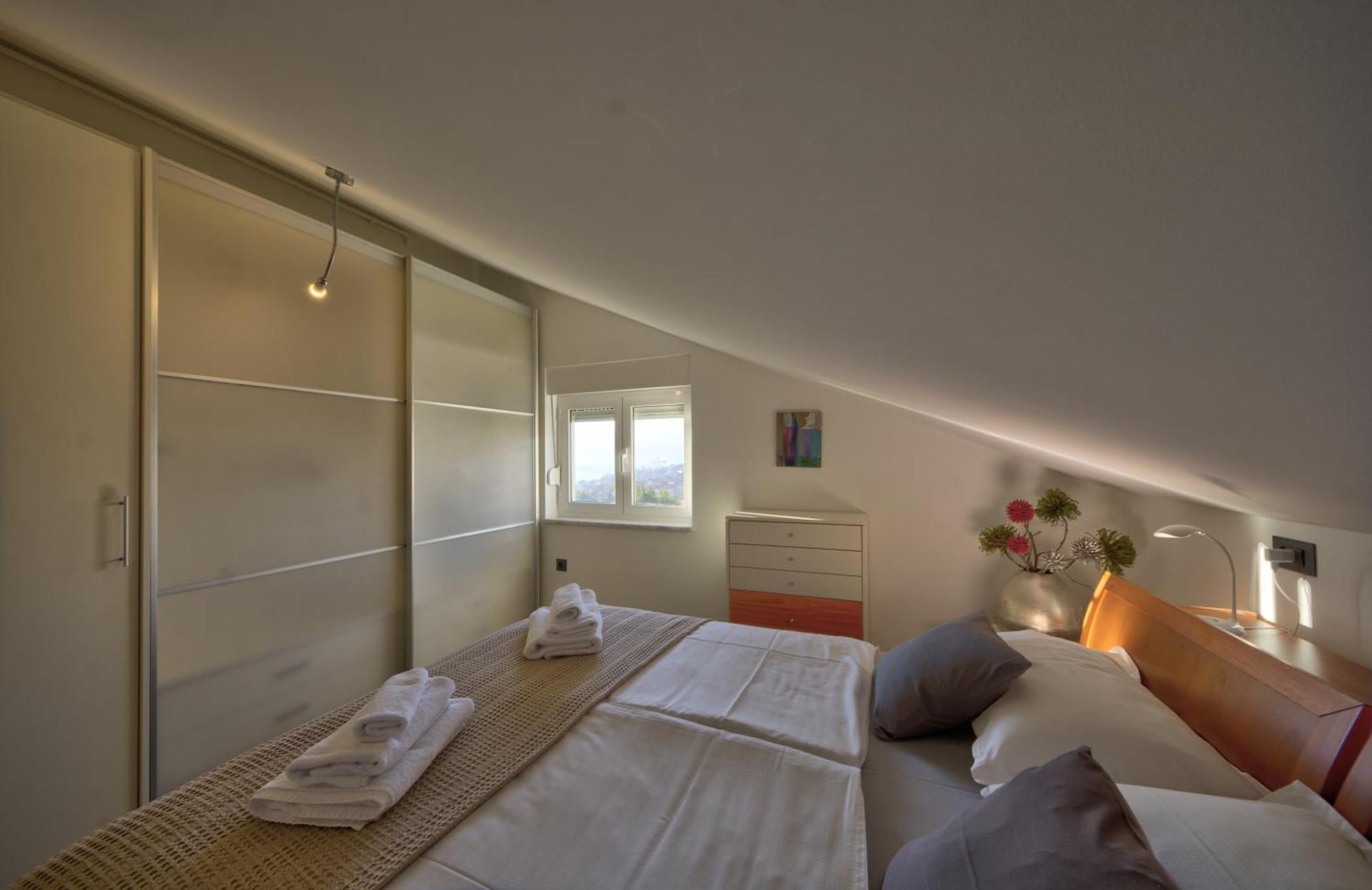 Penthouse Belvedere View With Private Parking Apartment
